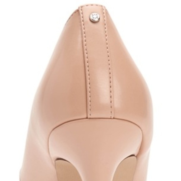 BCBG Classic Pumps NEW! JUST IN! - Picture 2 of 7